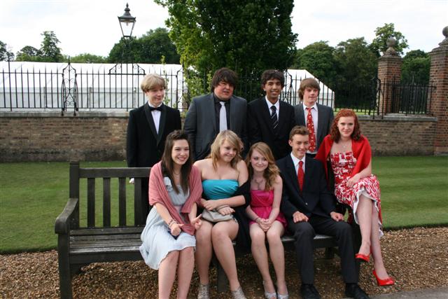 618x404 pixels (69K)